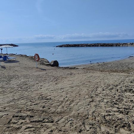 Piano Terra Centrale Vicino Al Mare Riva Ligure Exterior foto