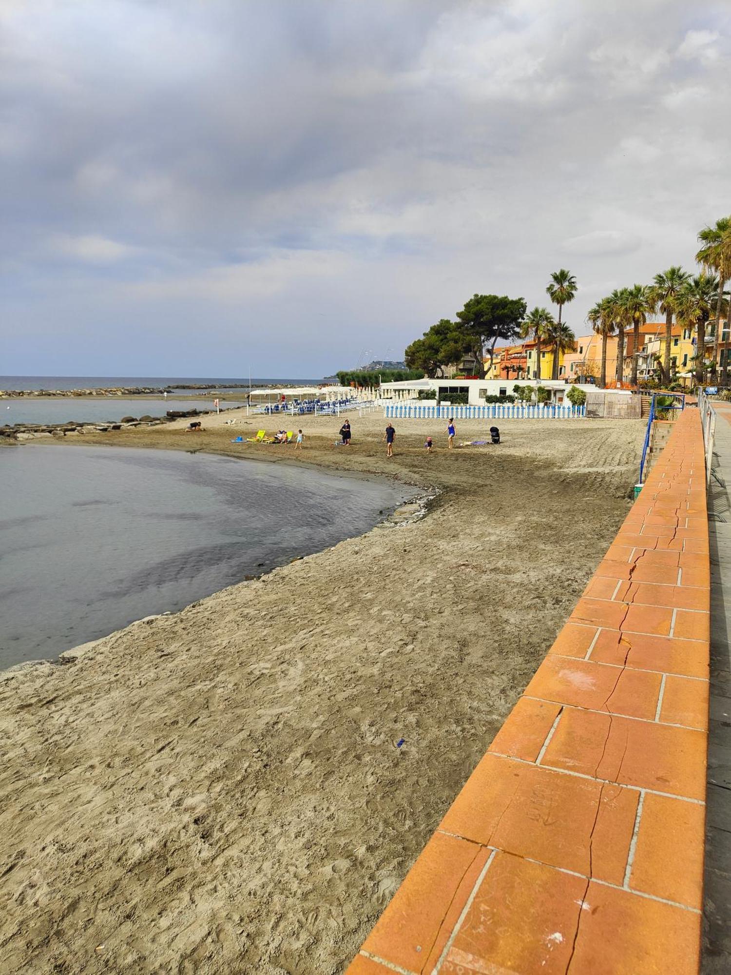 Piano Terra Centrale Vicino Al Mare Riva Ligure Exterior foto